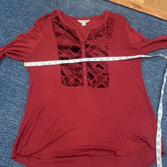 Lucky Brand Bourbon Velvet Henley shirt top size Medium - Picture 6 of 7
